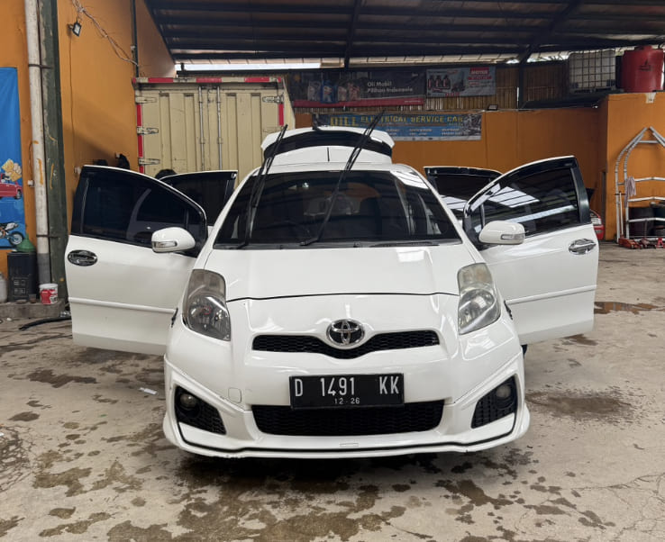 Yaris Matic Elegan 2013