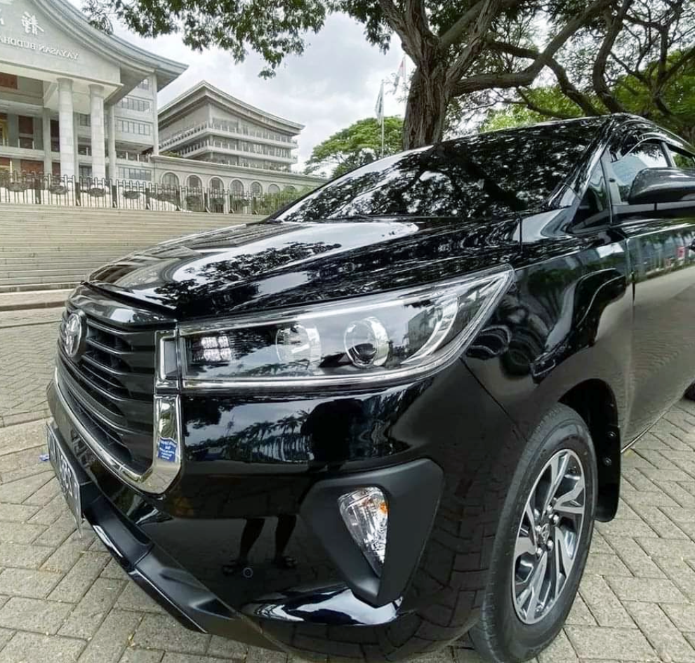 Toyota Innova Reborn